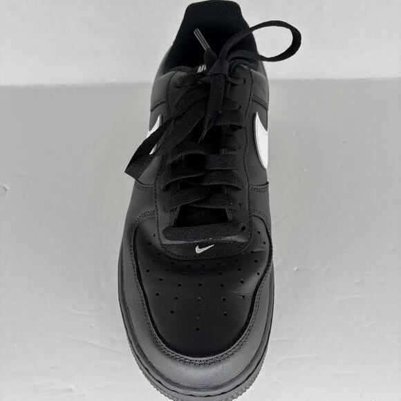 Nike Air Force 1 Low 07 Black White Swoosh Mens Size 9 FZ0627-010 Near Deadstock main image 8